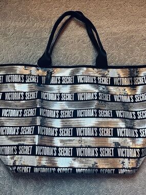 NEW Victoria's Secret Black & Silver Sequin Logo Tote bag with small pouch